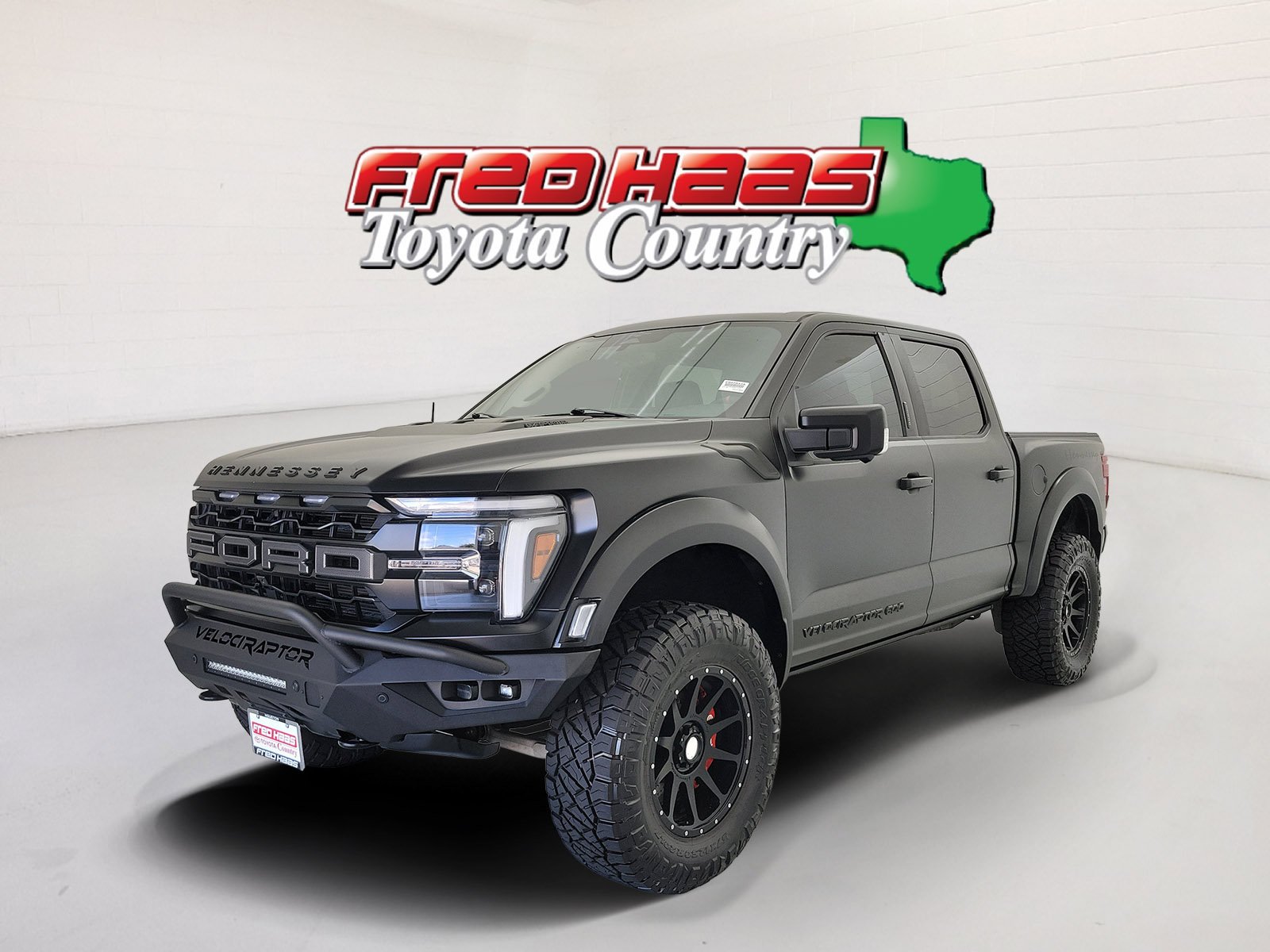 Used 2023 Agate Black Metallic Ford Raptor image 1