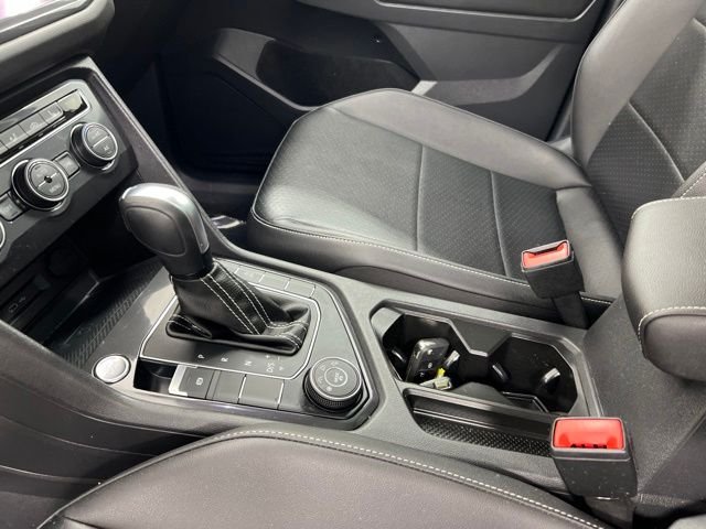 Used 2021 Gray Volkswagen 2.0T SE image 15