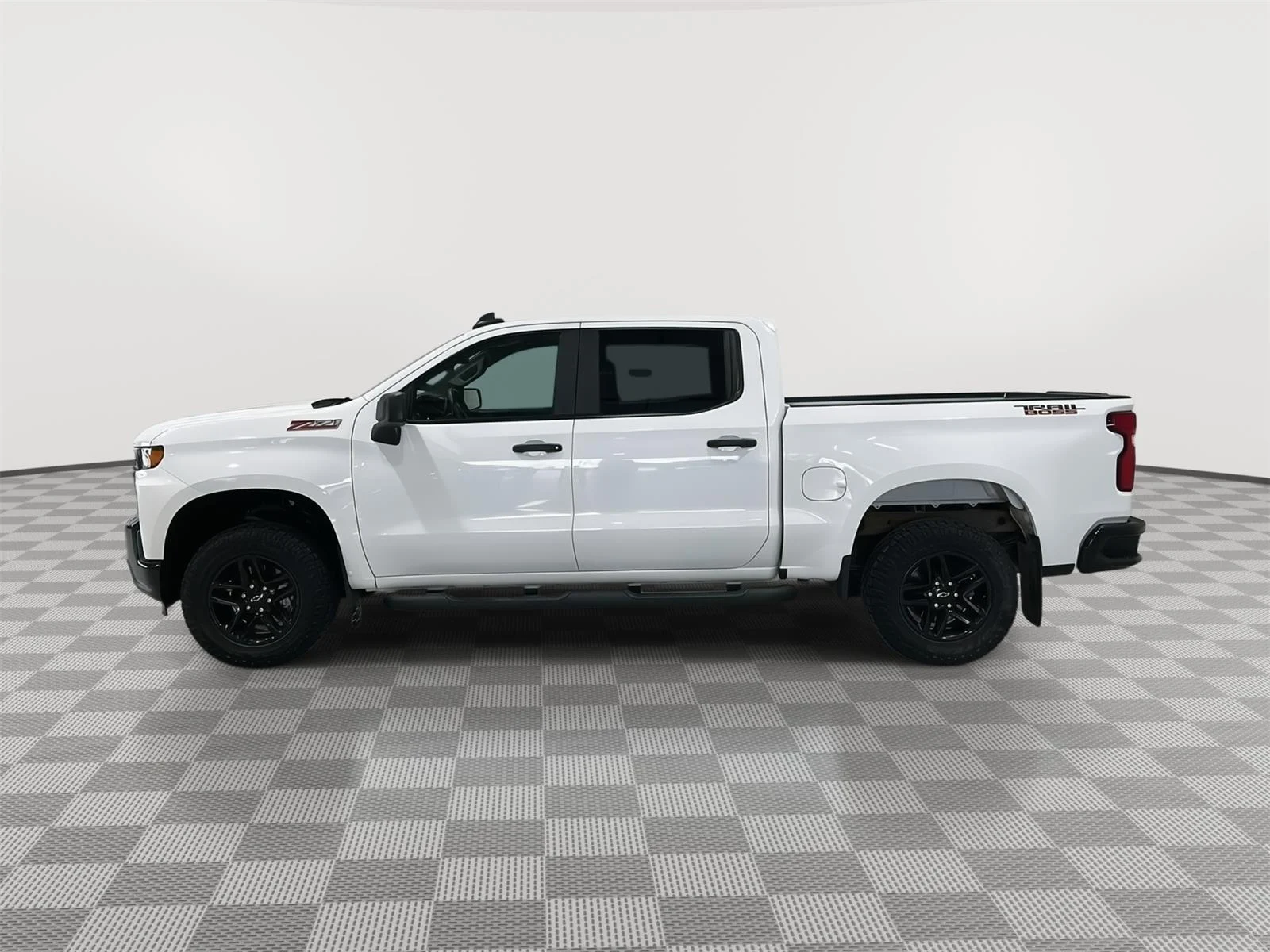 Used 2021 SUMMIT WHITE Chevrolet Custom Trail Boss image 3