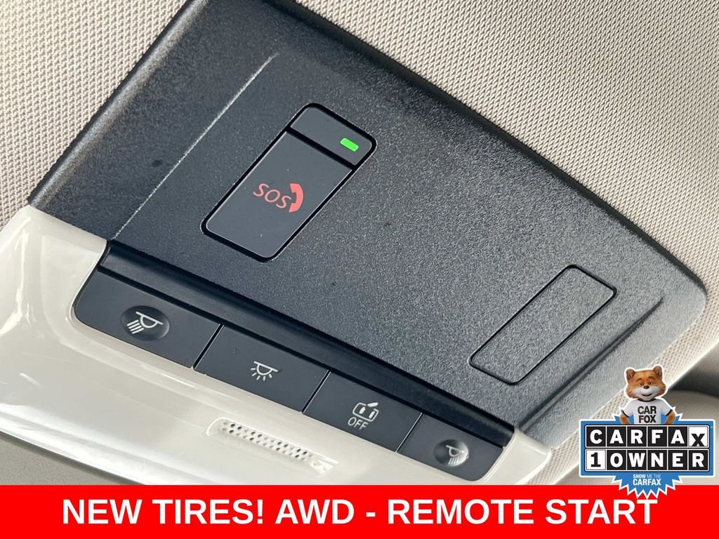 Used 2023 Silver Nissan SV image 31