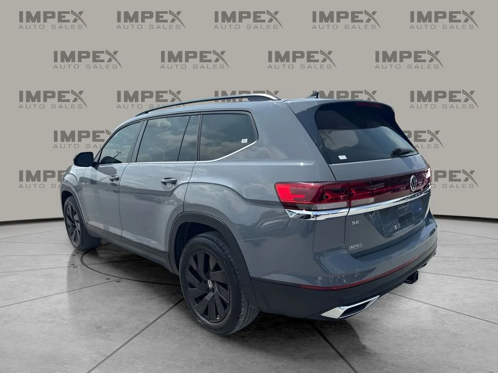 Used 2026  Volkswagen 2.0T SE w/Technology image 2