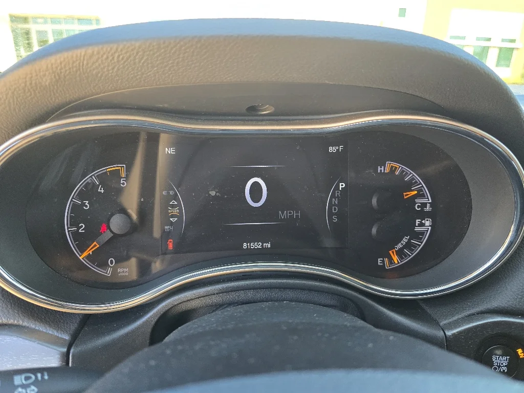 Used 2015 Granite Crystal Metallic Clearcoat Jeep Limited image 19