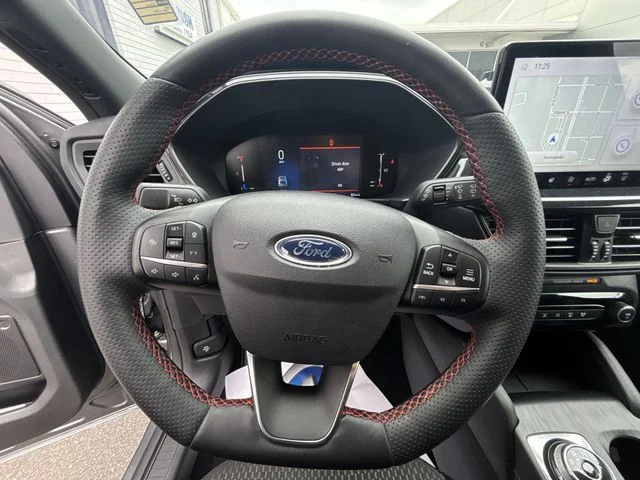 Used 2023 Gray Ford ST-Line image 11