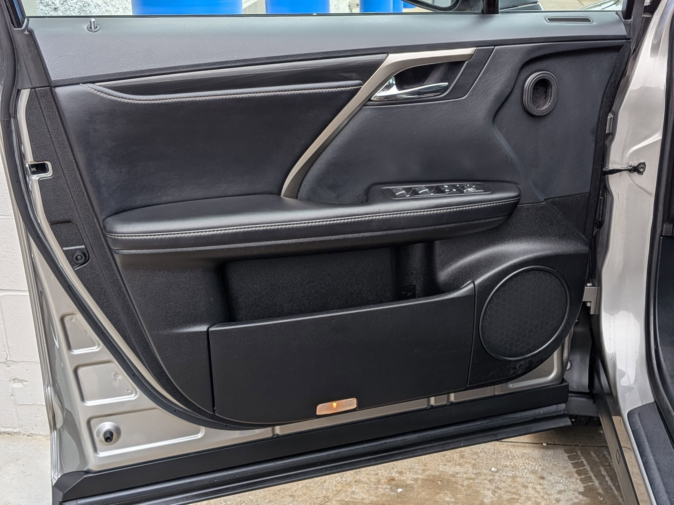 Used 2018 Atomic Silver Lexus 350 FWD image 12