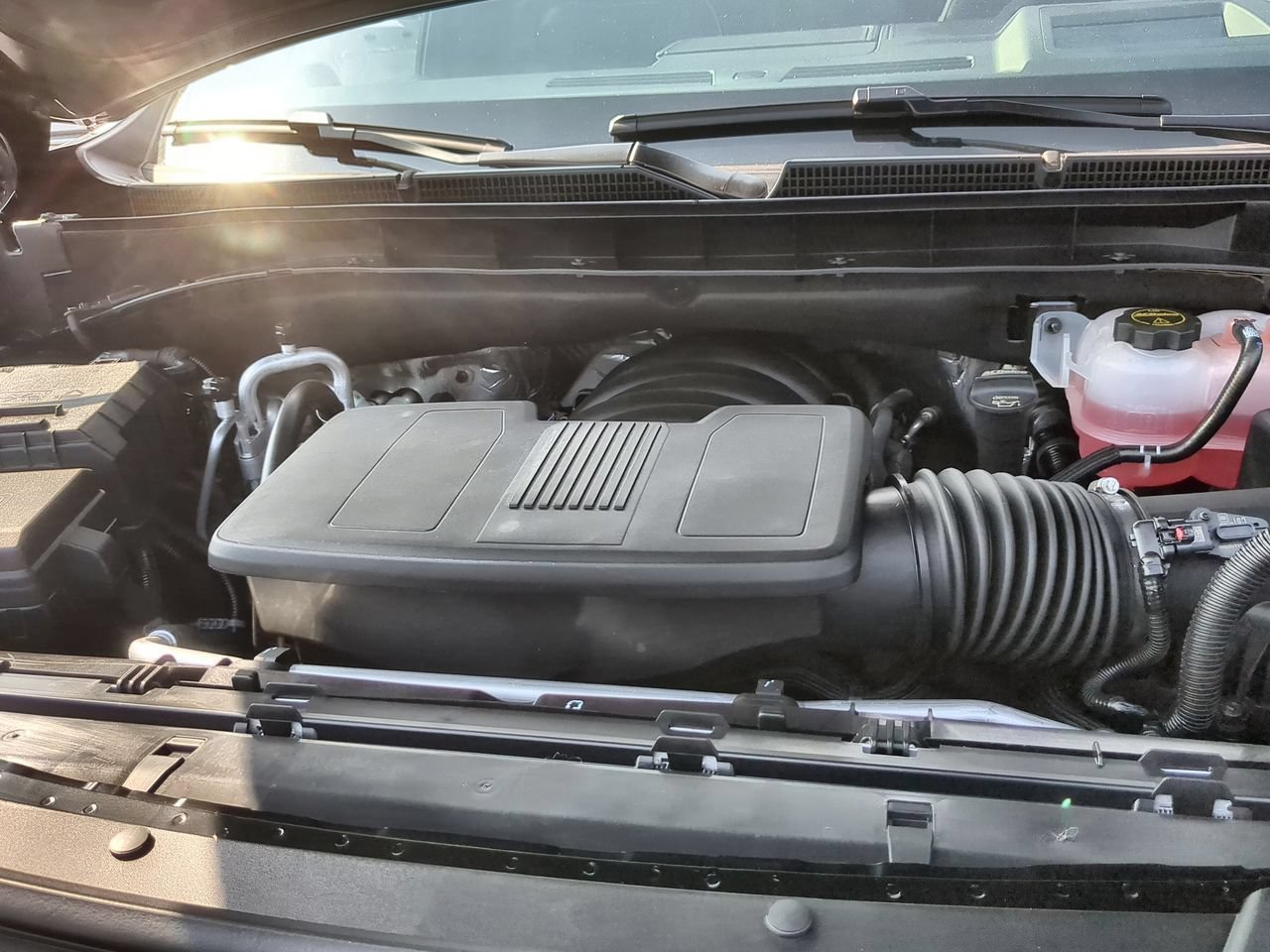 New 2026 Onyx Black GMC Elevation image 31