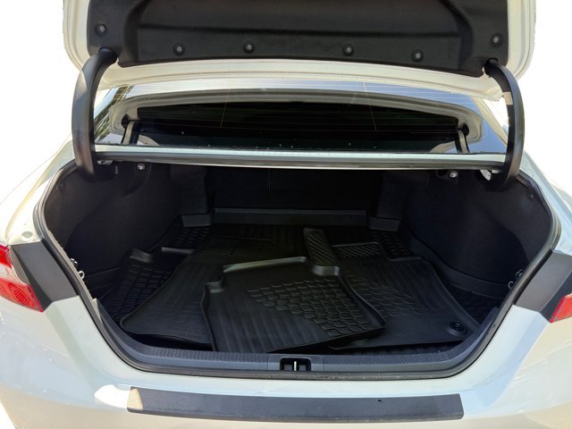 Used 2020 Super White Toyota SE image 17
