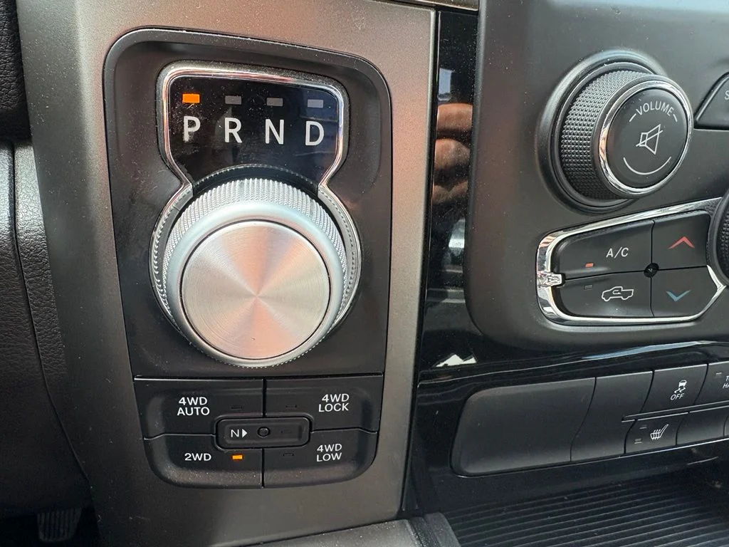 Used 2014 Black Ram Sport image 17
