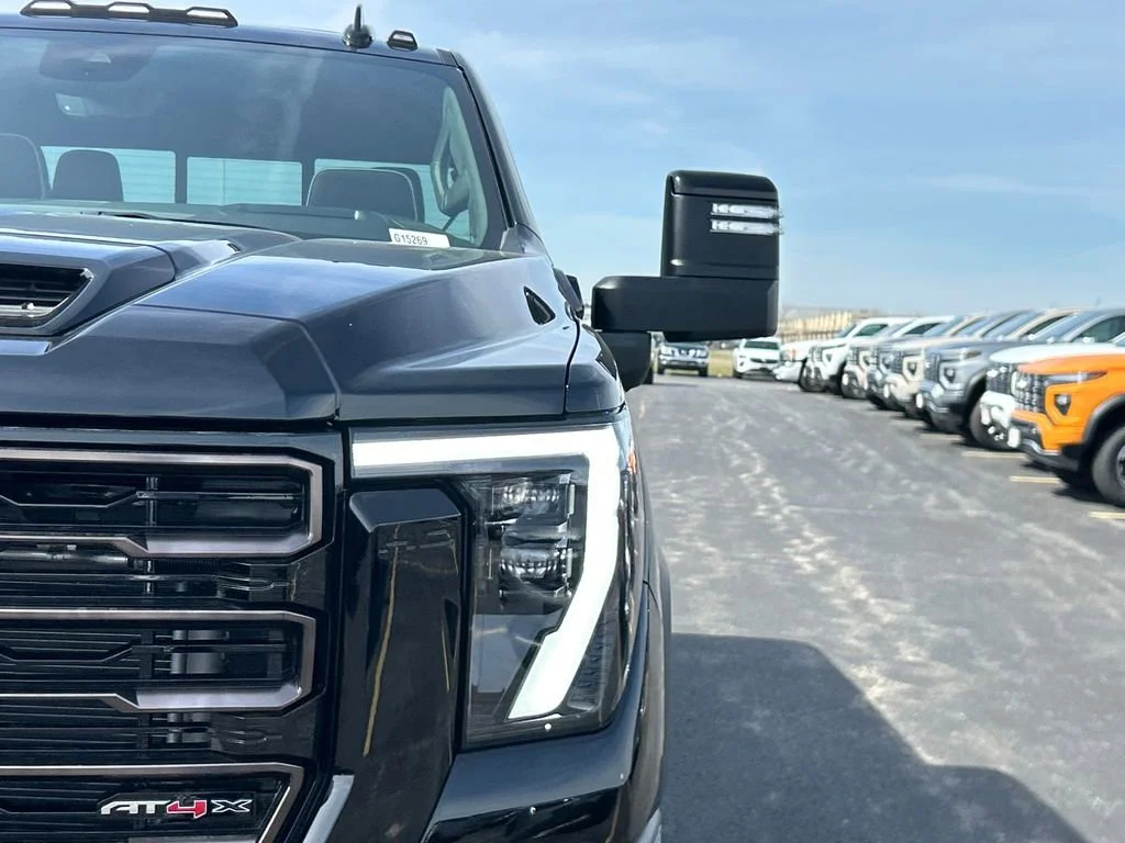 2026 GMC Sierra 2500HD AT4X - Photo 11