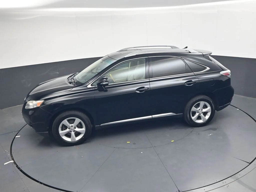 Used 2010  Lexus 350 image 19