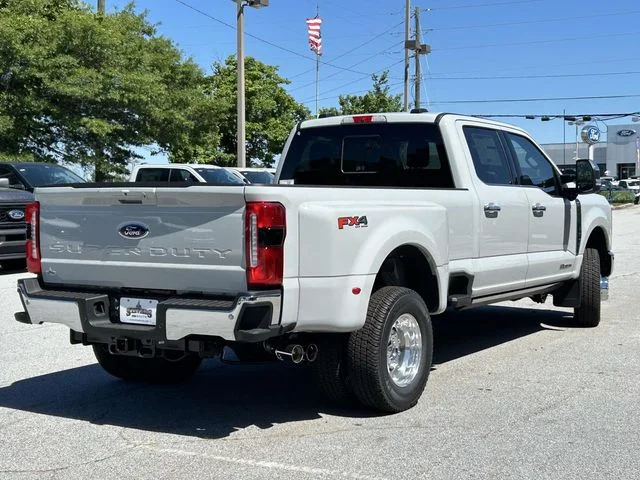 New 2026 Avalanche Ford F-350® Lariat® image 3