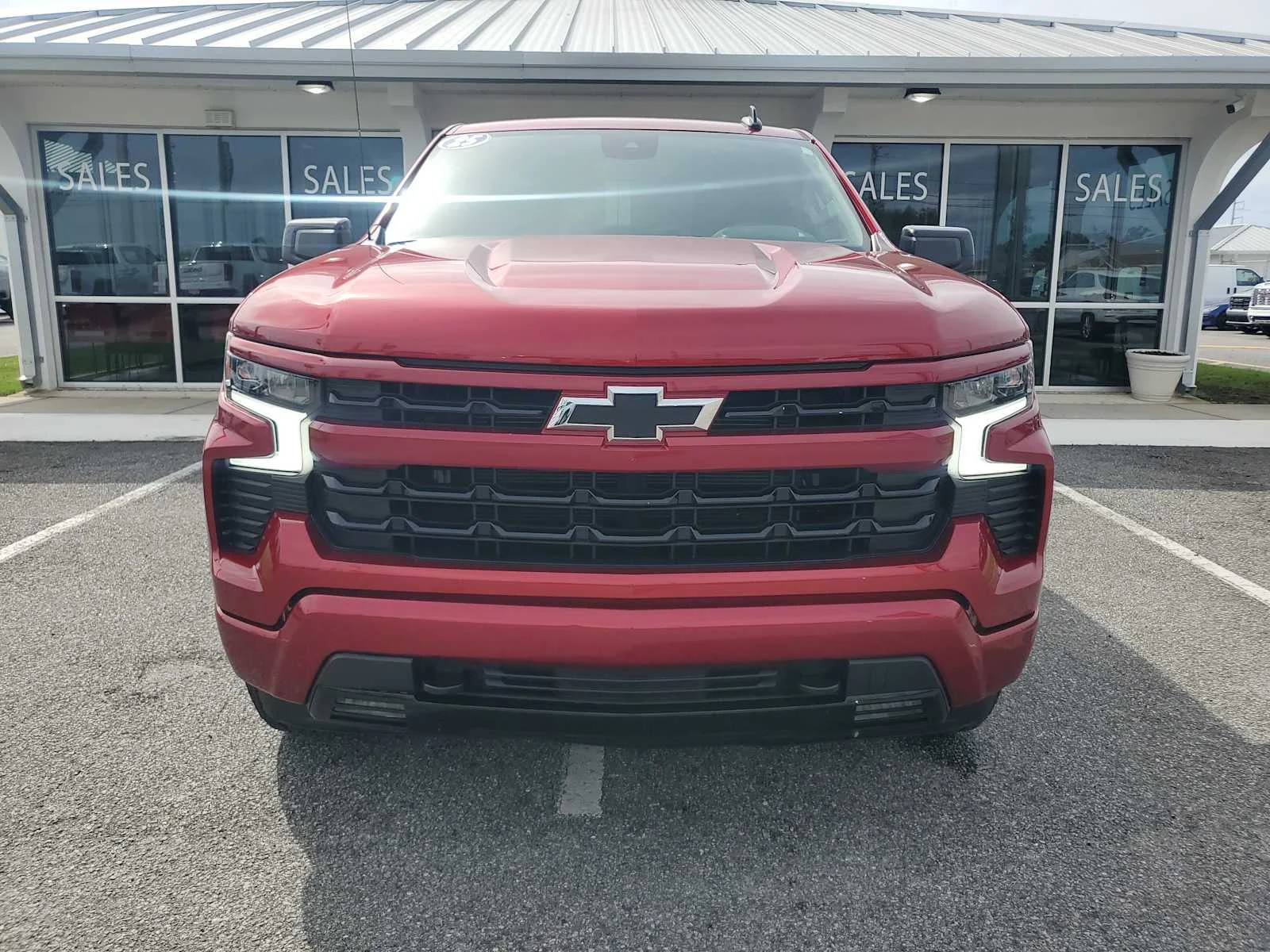Used 2025 Radiant Red Tintcoat Chevrolet RST image 12