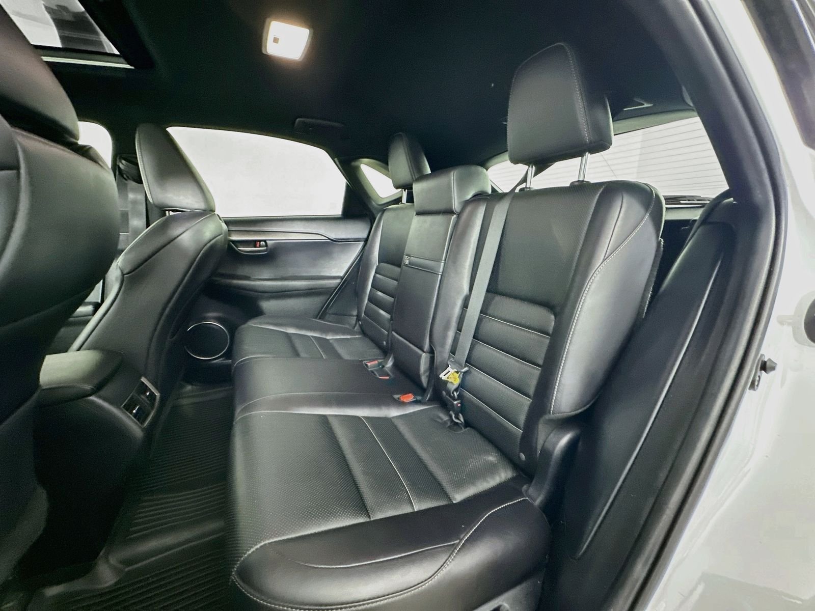 Used 2016 Ultra White Lexus 200t F Sport image 25