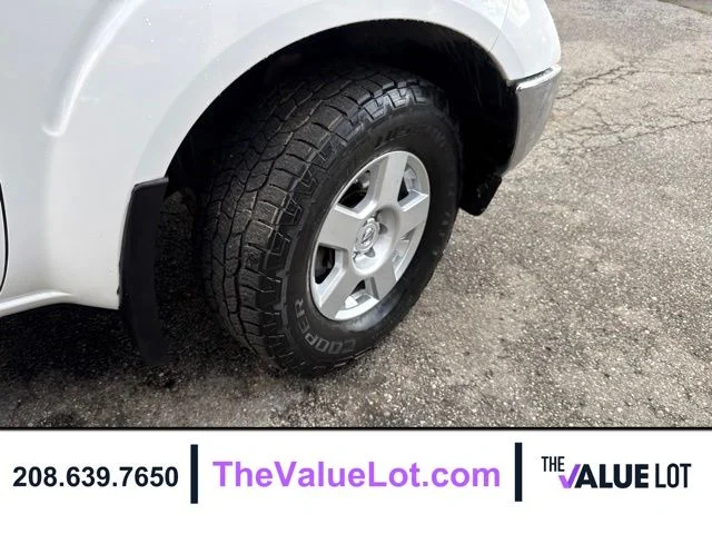 Used 2006 White Nissan SE image 11