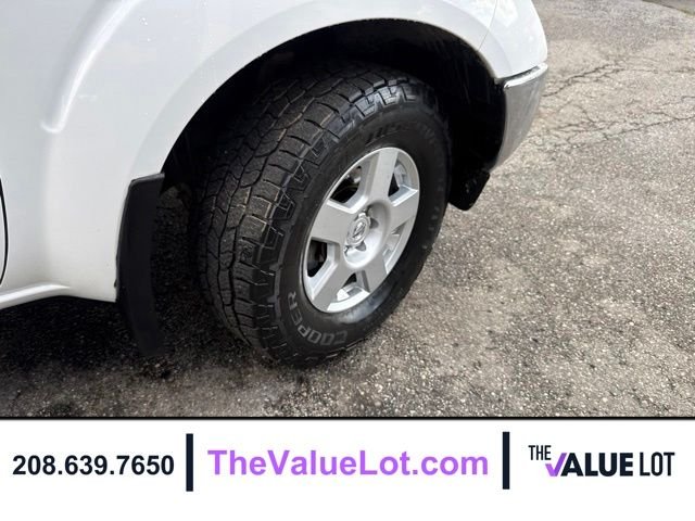 Used 2006 White Nissan SE image 11