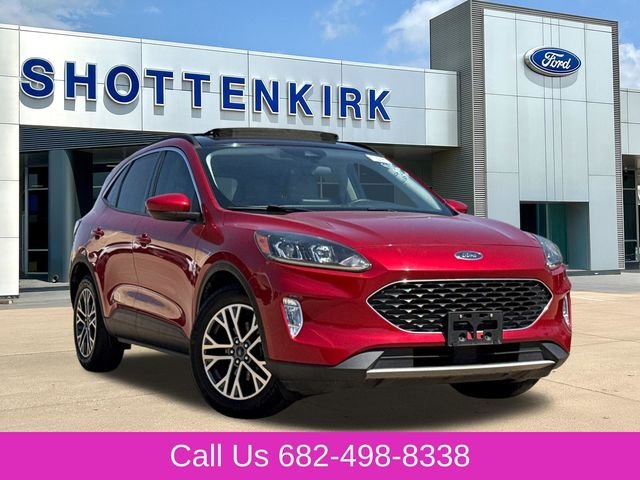 Used 2022 Red Ford SEL image 1