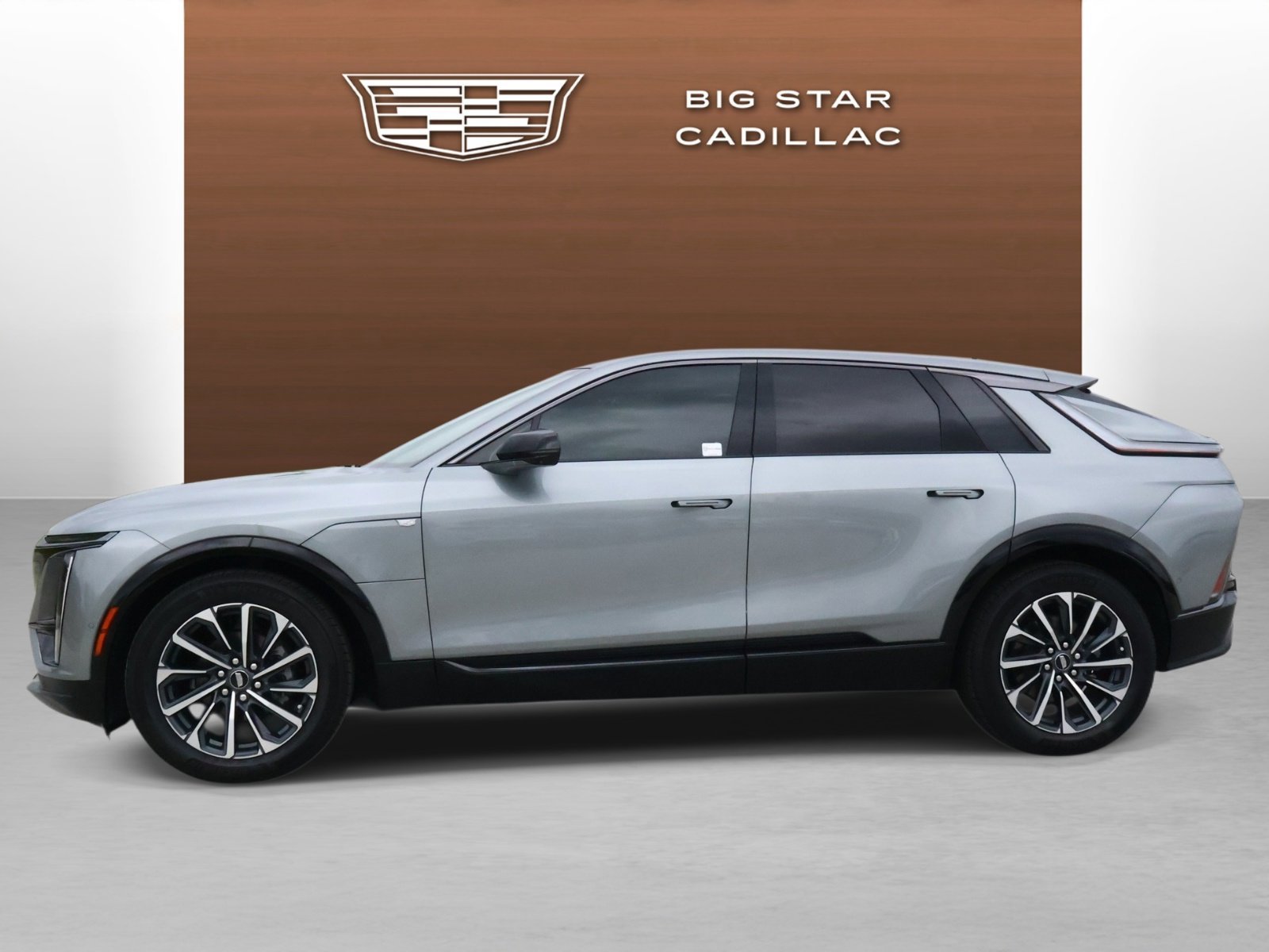 Used 2024 Cadillac LYRIQ Sport 1 with VIN 1GYKPTRK1RZ123366 for sale in Friendswood, TX