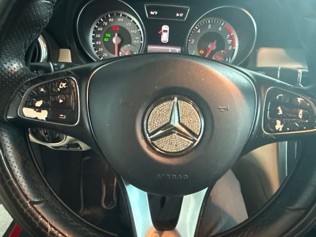 Used 2017 Red Mercedes-Benz GLA 250 image 5