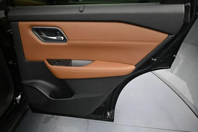 New 2026 Super Black Nissan Platinum image 12