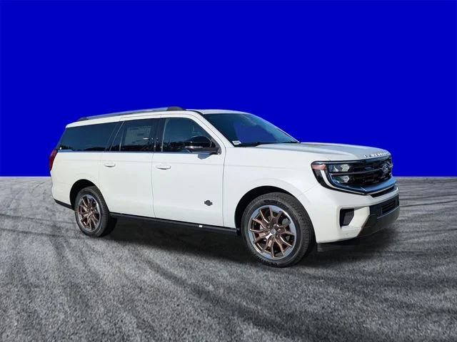 New 2027 Star White Metallic Tri-Coat Ford MAX King Ranch® image 2