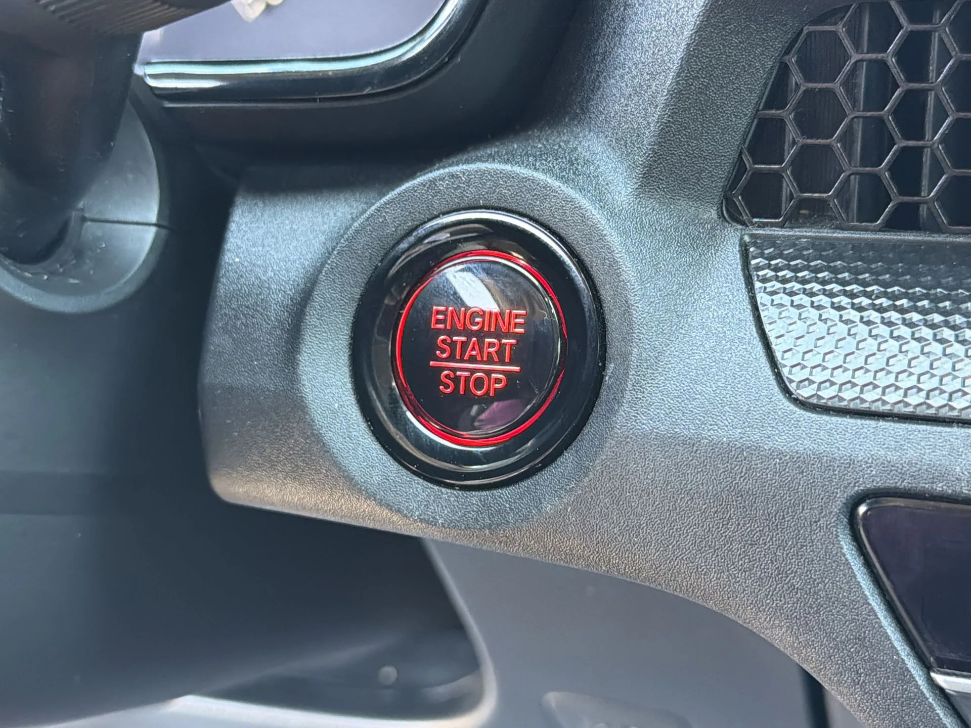 Certified Used 2025 Silver Honda EX image 9
