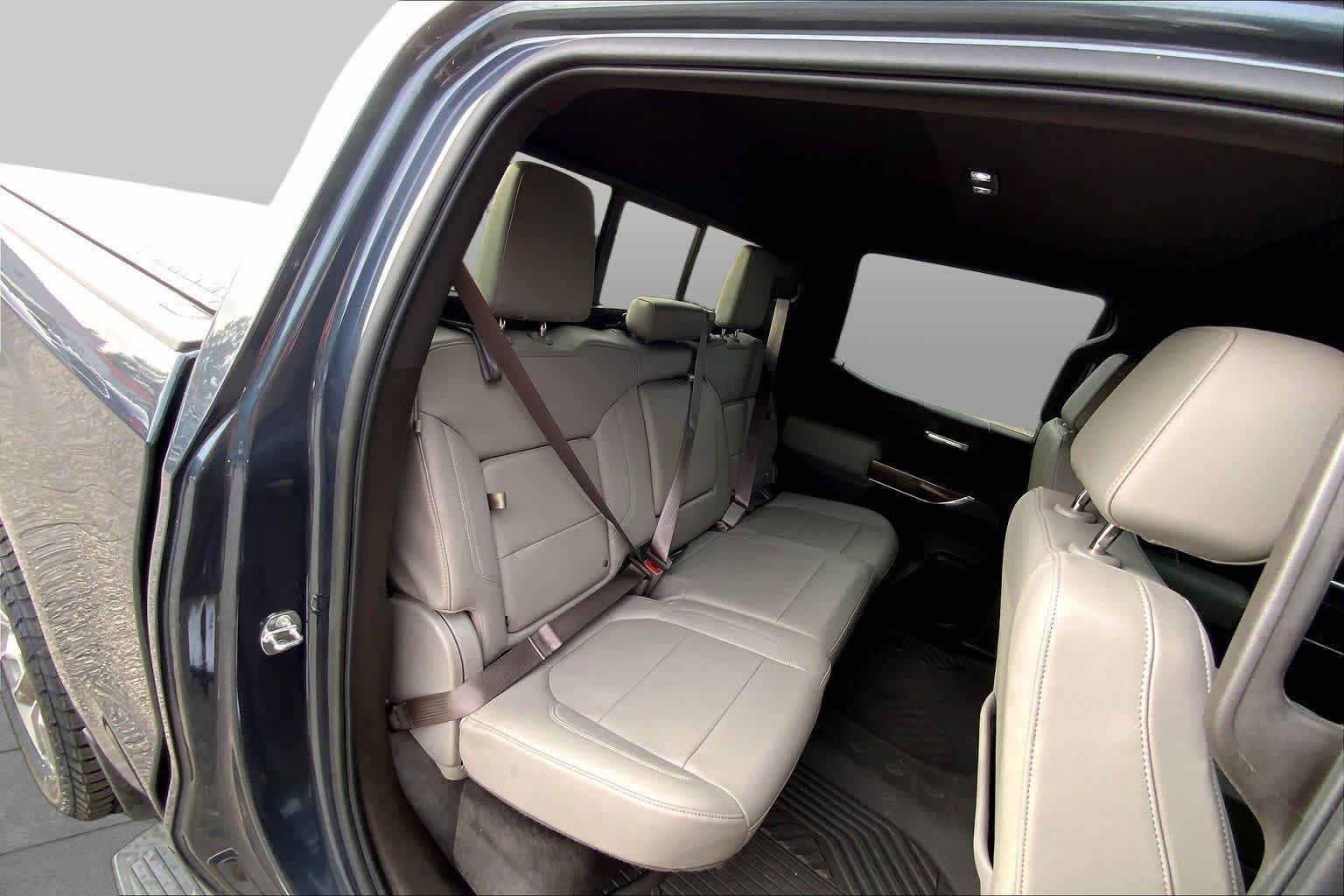 Used 2021 Shadow Gray Metallic Chevrolet RST image 17