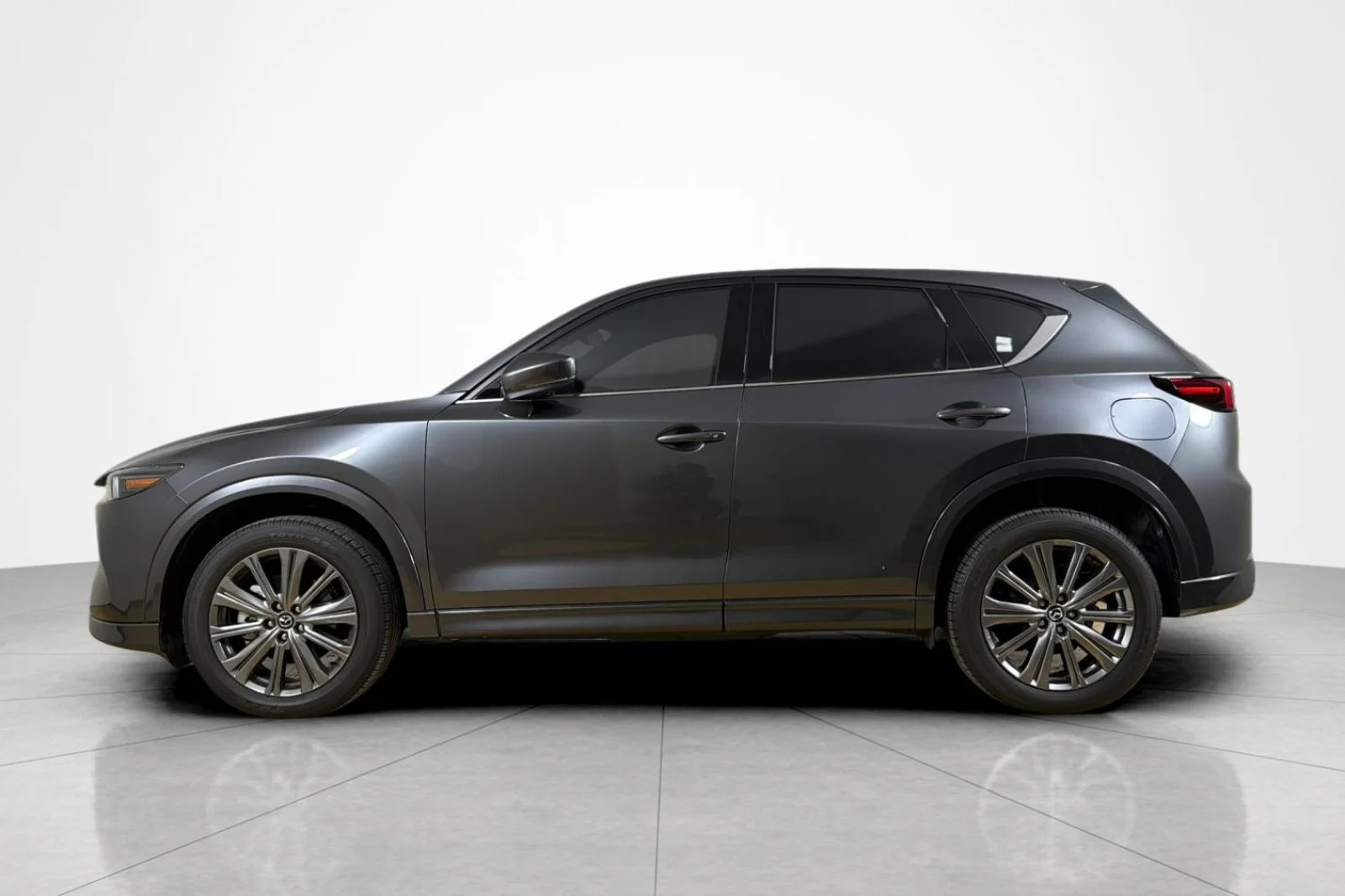 Used 2024 MACHINE GRAY Mazda 2.5 Turbo Signature AWD image 2