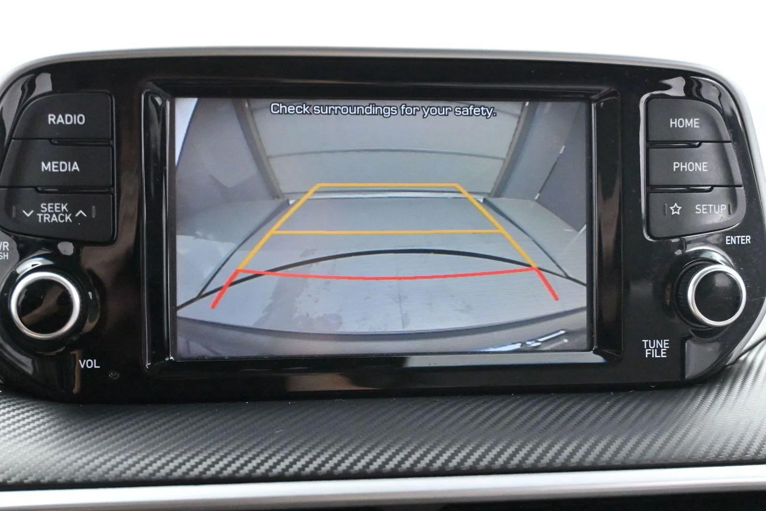 Used 2020 Stellar Silver Hyundai SE image 21