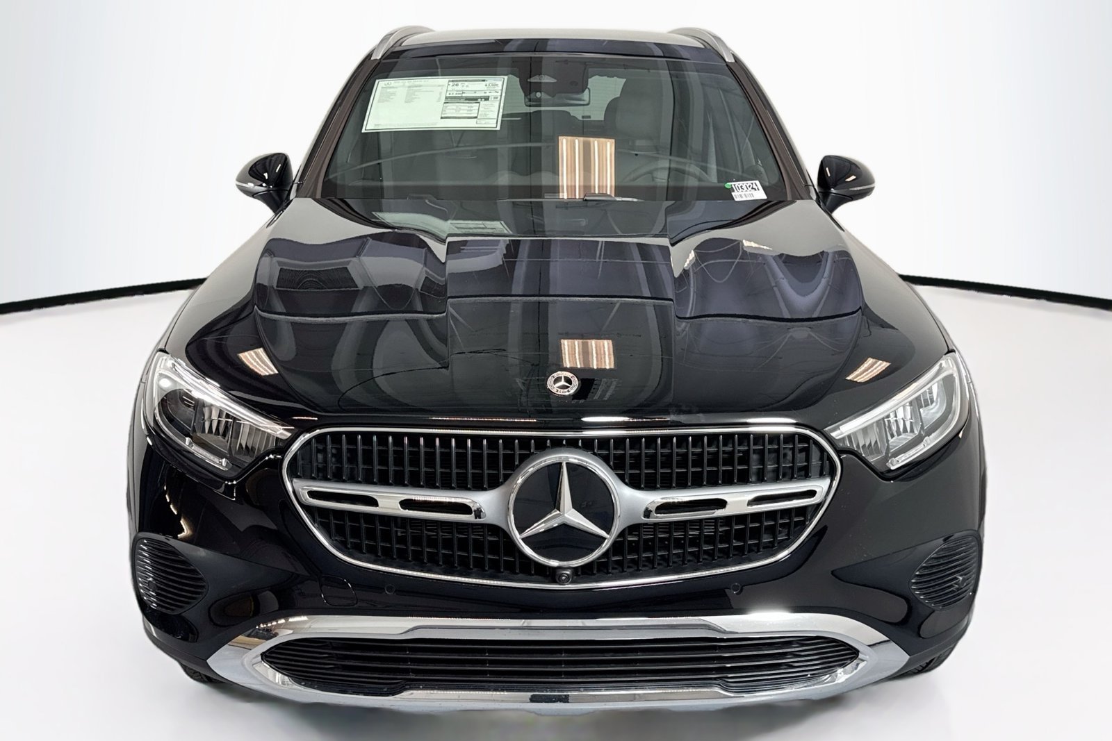 New 2026 Black Mercedes-Benz GLC 300 image 2