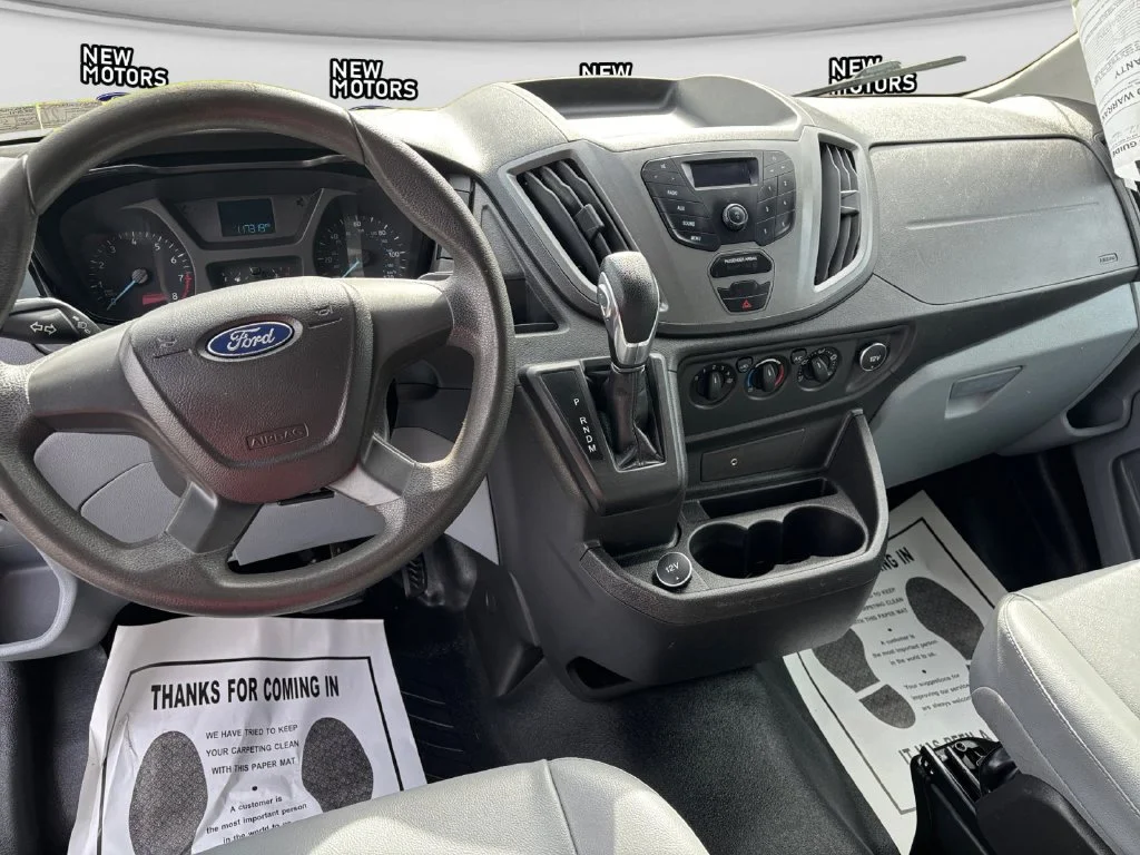 Used 2017 Oxford White Ford Base image 11