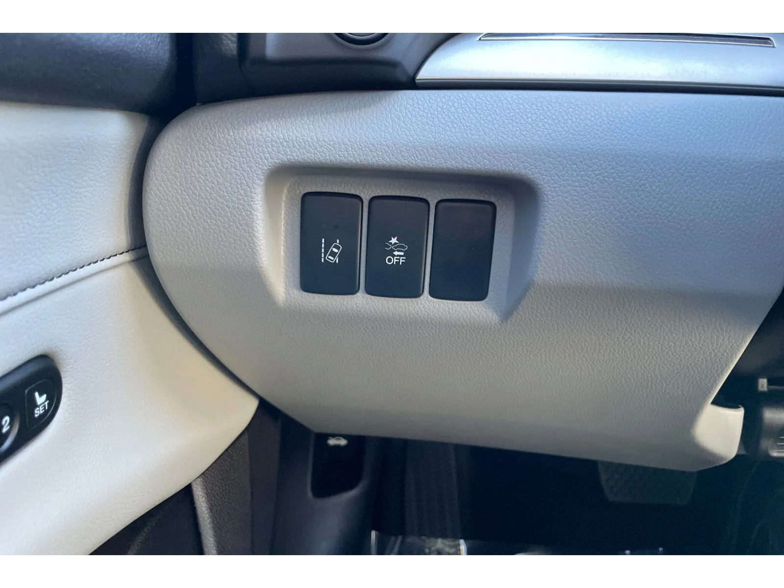 Used 2020 Platinum White Pearl Acura w/Technology Pkg image 42