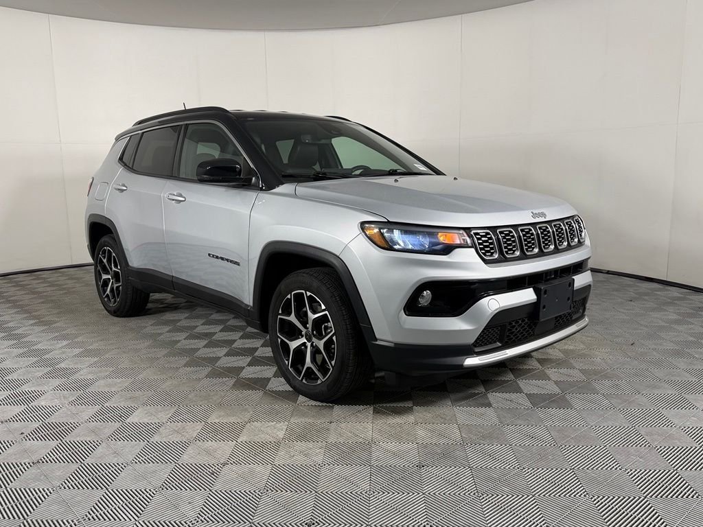 Certified Used 2025 Silver Jeep Limited image 5