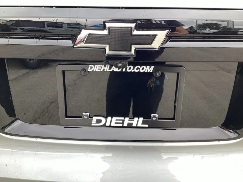 2027 Chevrolet Traverse LT - Photo 11