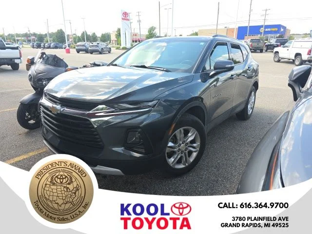 Used 2020 Gray Chevrolet LT image 1