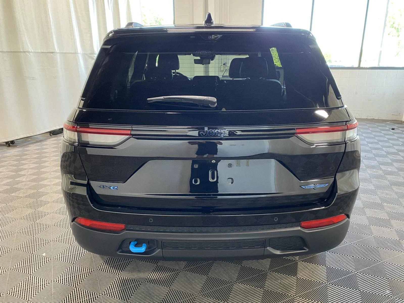 Used 2023 Diamond Black Crystal Pearlcoa Jeep Trailhawk 4xe image 6