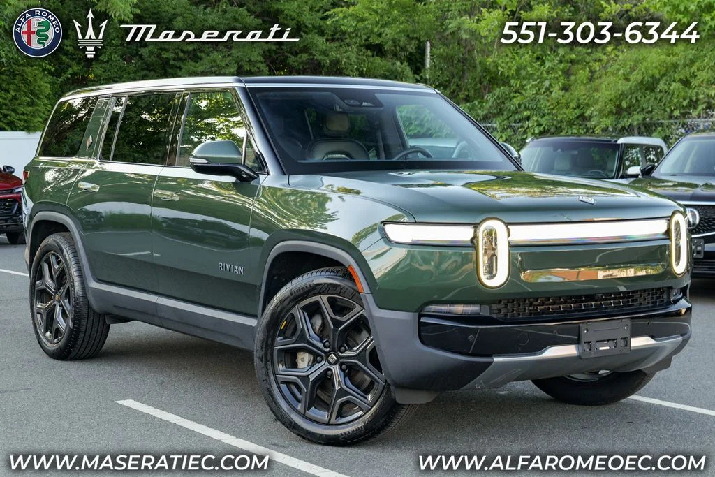Used 2025 Green Rivian Adventure Dual Motor Standard Pack image 1