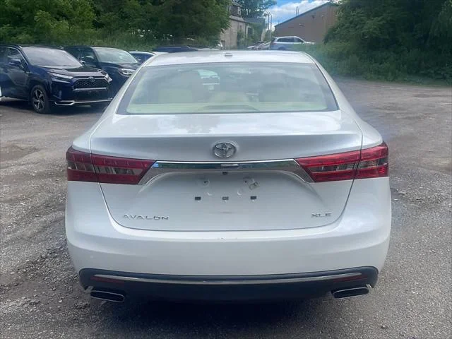 Certified Used 2016 BLIZZARD PEARL Toyota  image 7