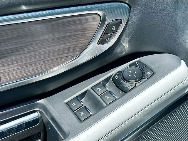 New 2026 Gray Ford Platinum image 13