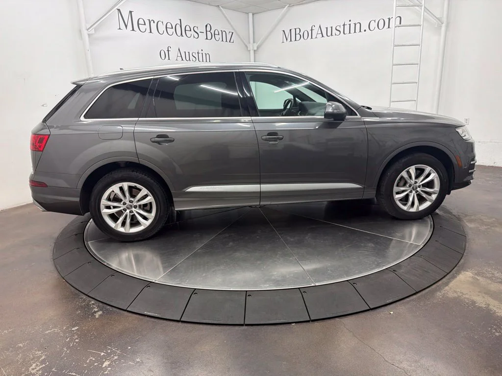 Used 2019 Gray Audi 45 Premium image 8