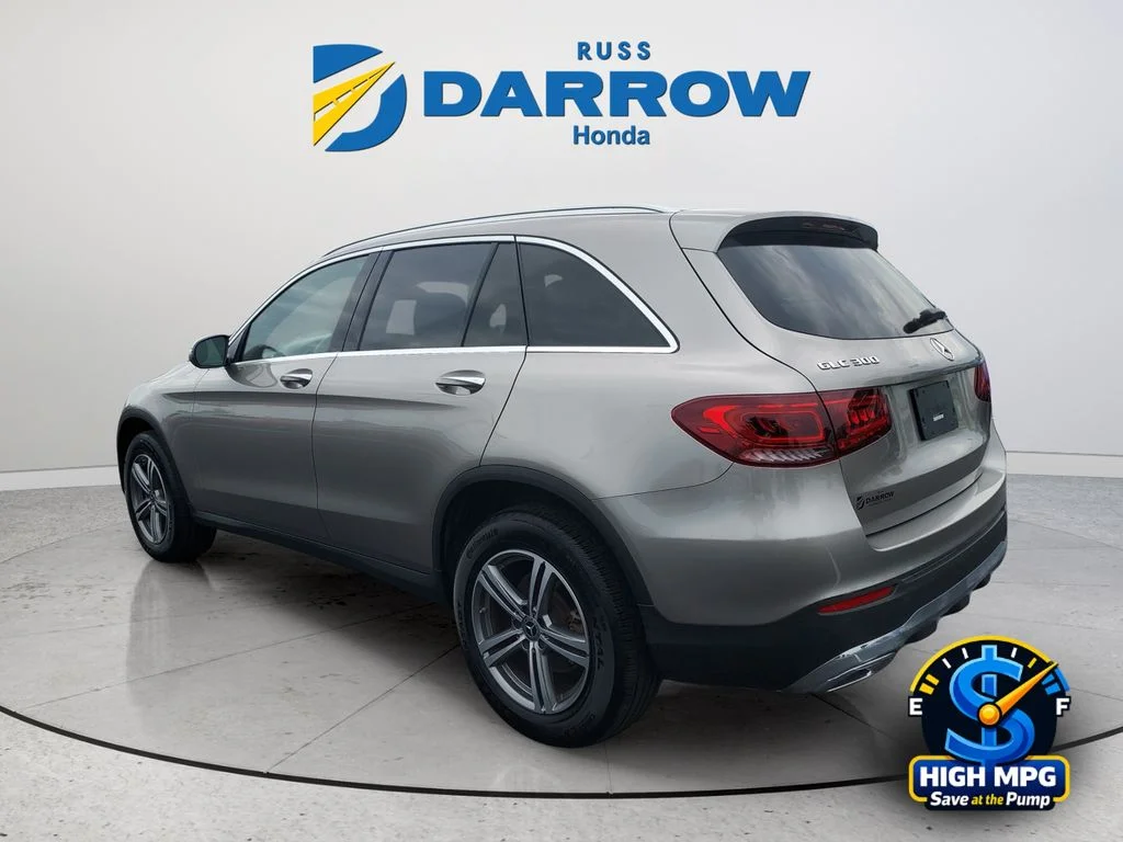 Used 2020 Silver Mercedes-Benz GLC 300 image 3