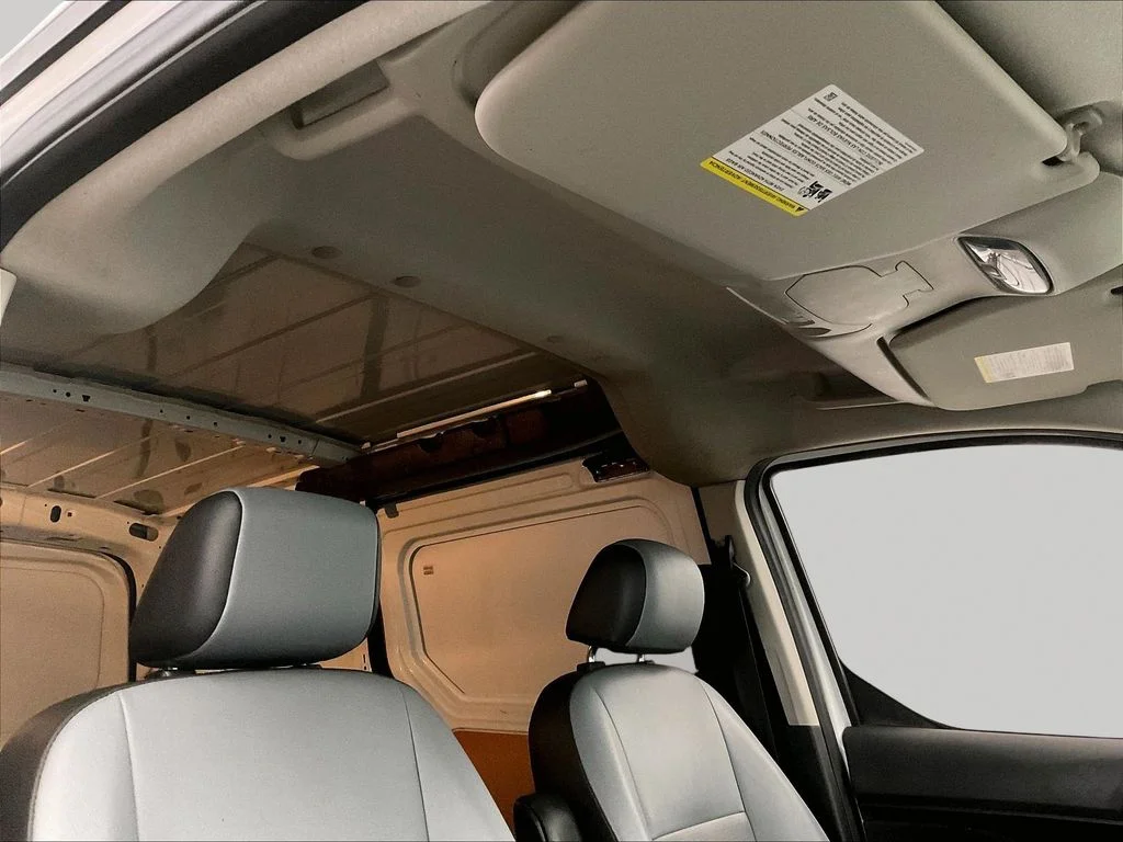 Used 2017 White Ford XL image 26