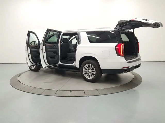 Used 2025 White GMC Denali image 14