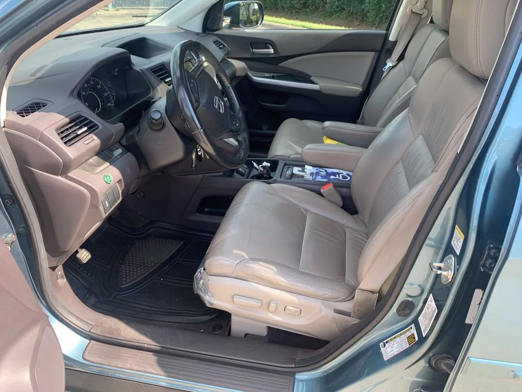 Used 2013  Honda EX-L image 19