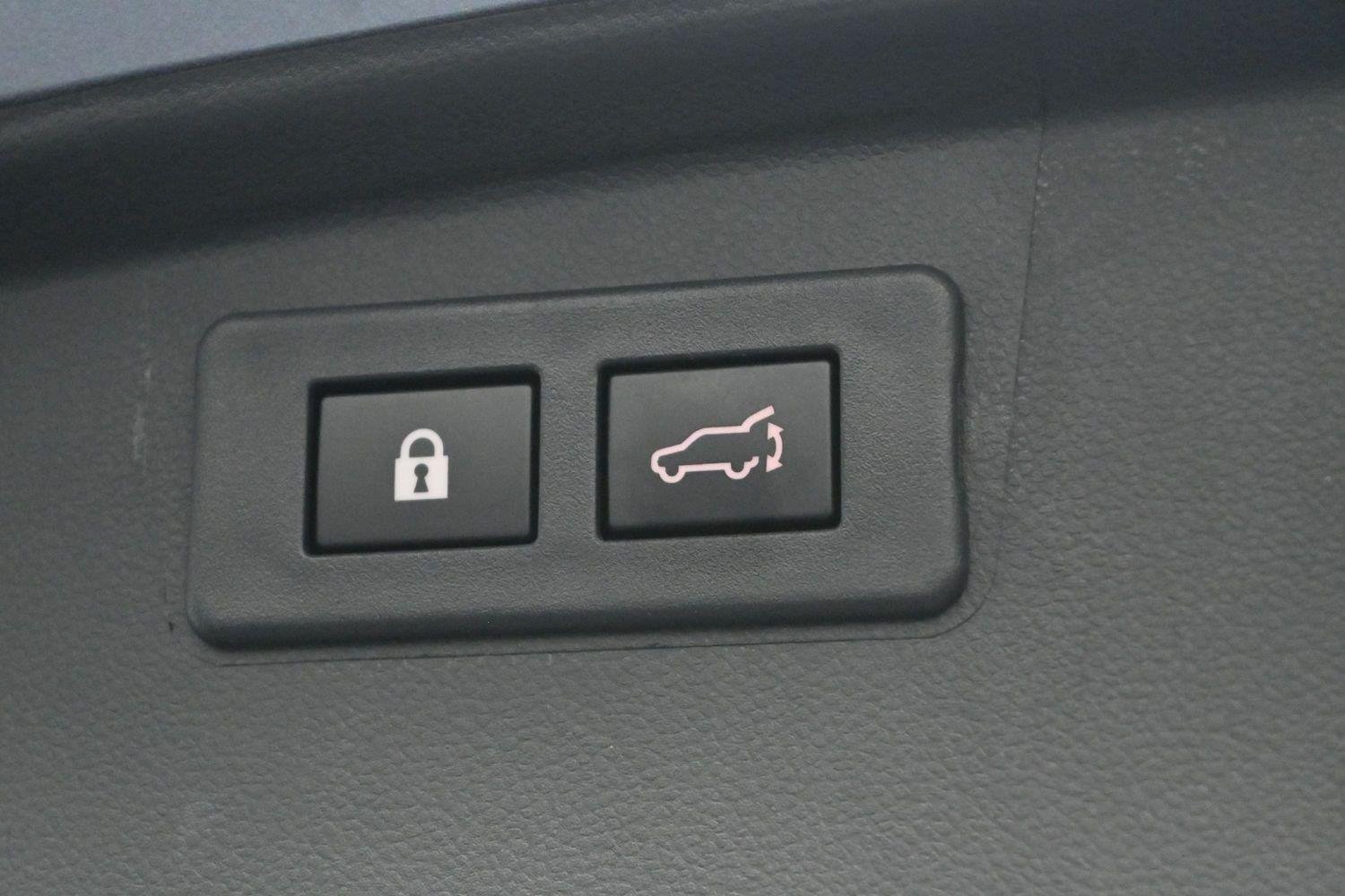 Used 2023 Ice Silver Metallic Subaru Limited XT image 10