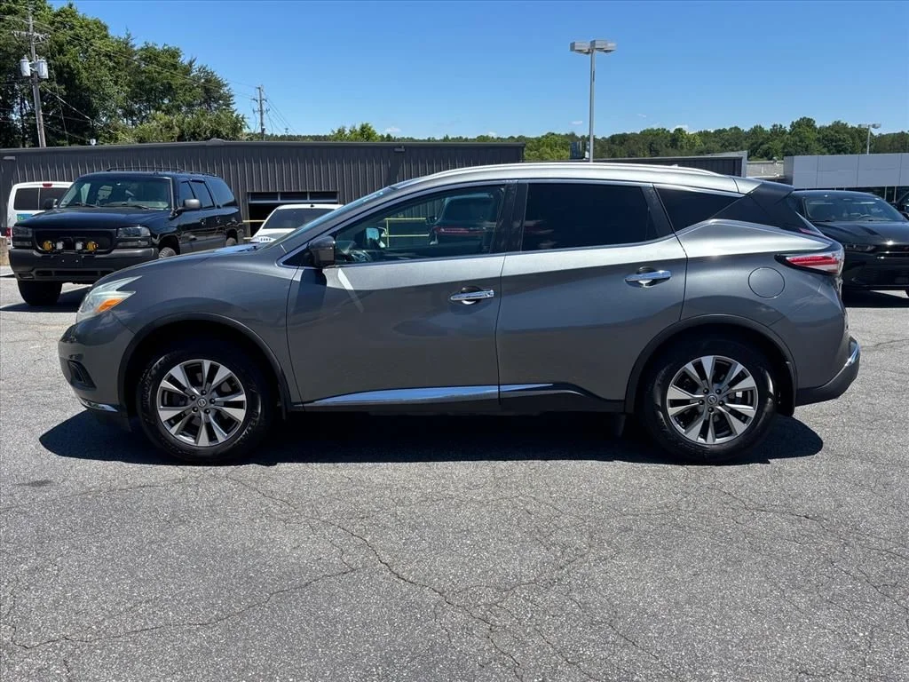 Used 2016 Gray Nissan SL image 23