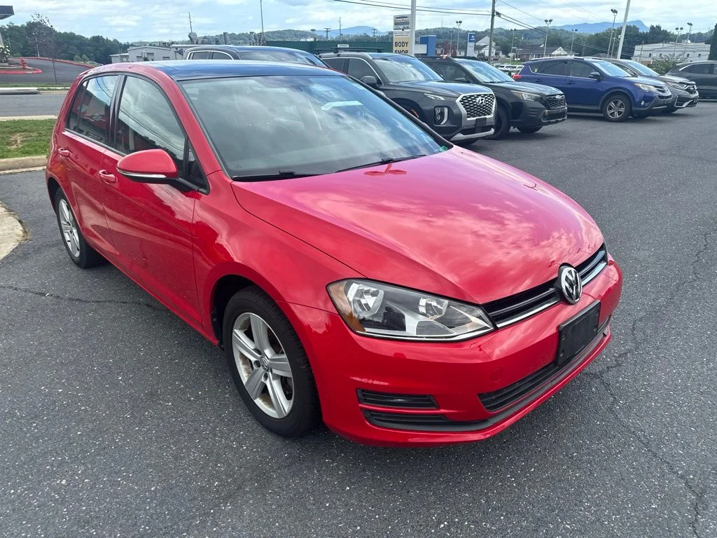 Used 2017 Tornado Red Volkswagen Wolfsburg image 3