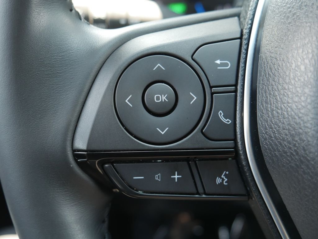 Used 2024 Red Toyota XLE image 25