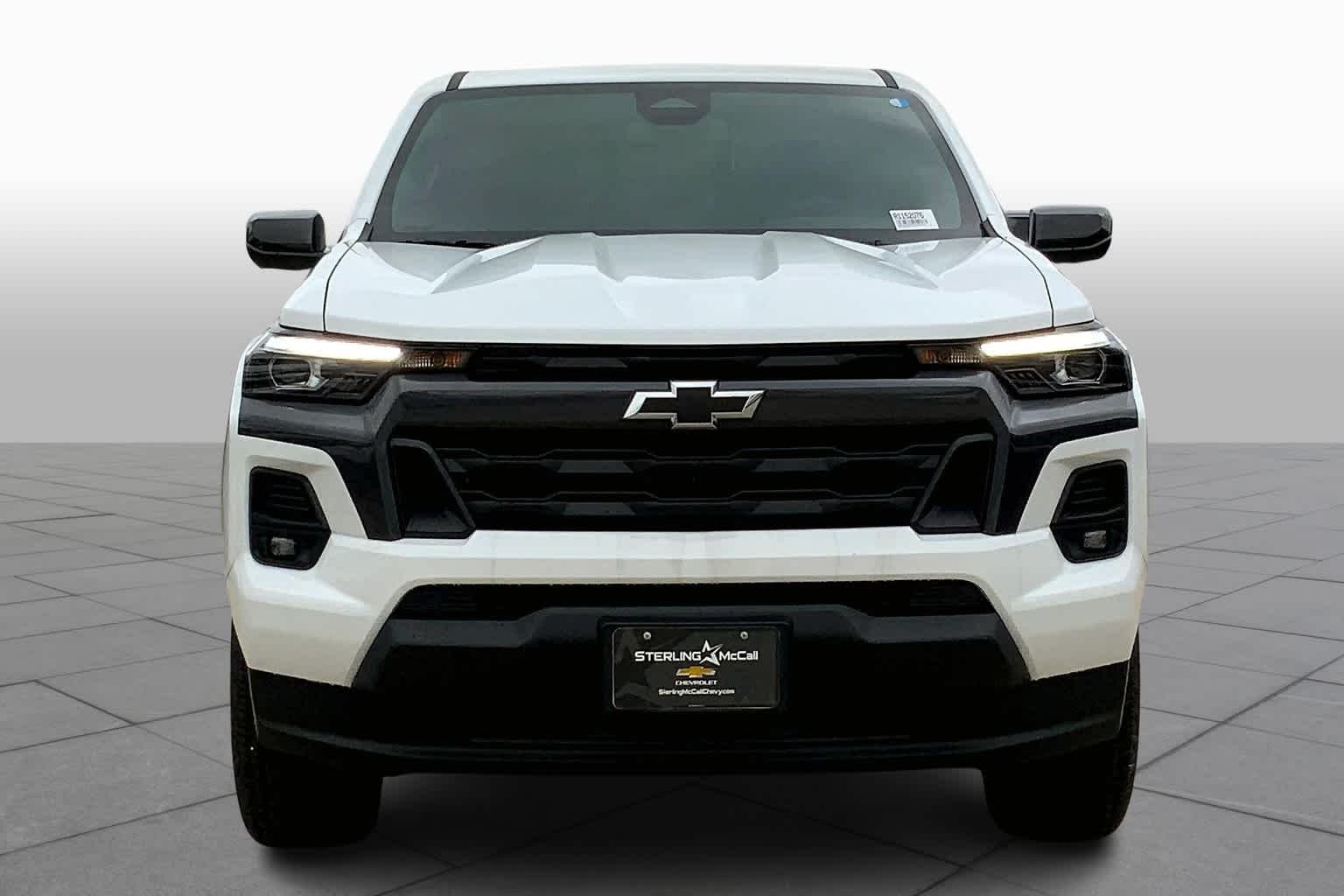 Used 2024 Summit White Chevrolet 2WD LT image 2