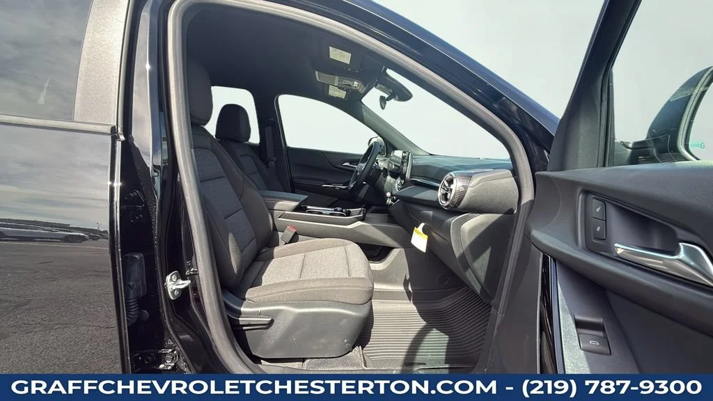 2027 Chevrolet Equinox LT - Photo 41
