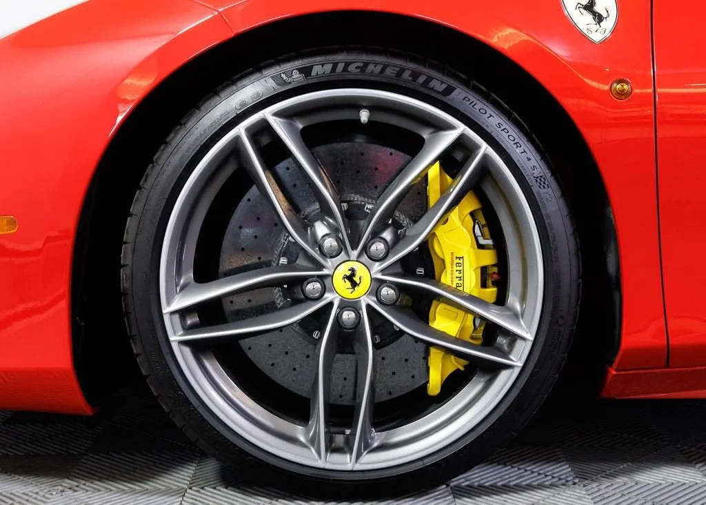 Certified Used 2018 Rosso Corsa Ferrari Base image 10