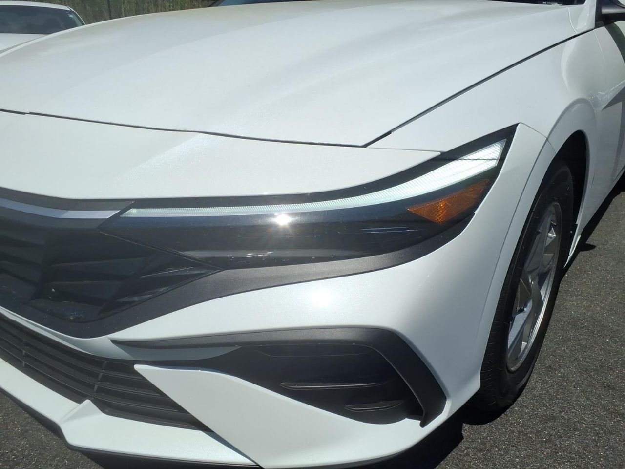 New 2026 Serenity White Hyundai SE image 2